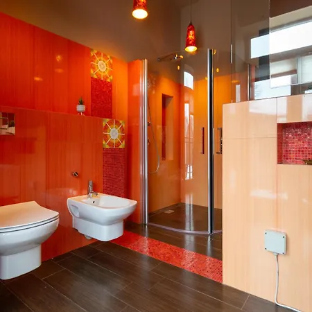 Indigo 2-bedroom In The Center Krakov